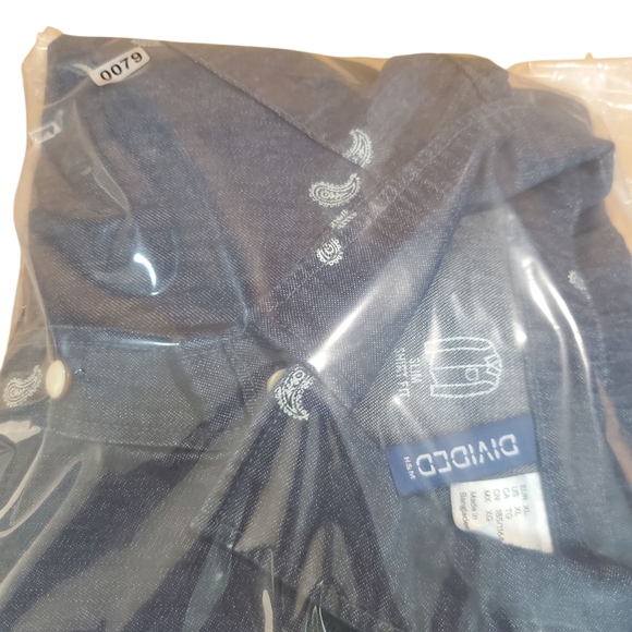 H&M Divided Denim Paisley Button-Down Shirt. Pearl Snaps. Women's XL. F0079 - Picture 10 of 10